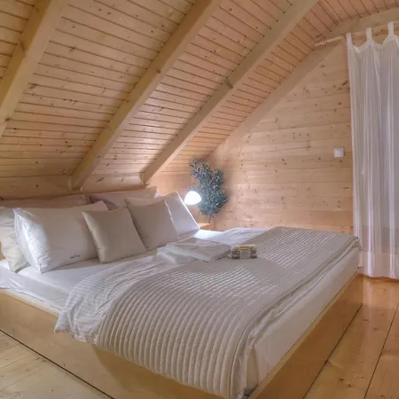 Lodge Api Komora *
